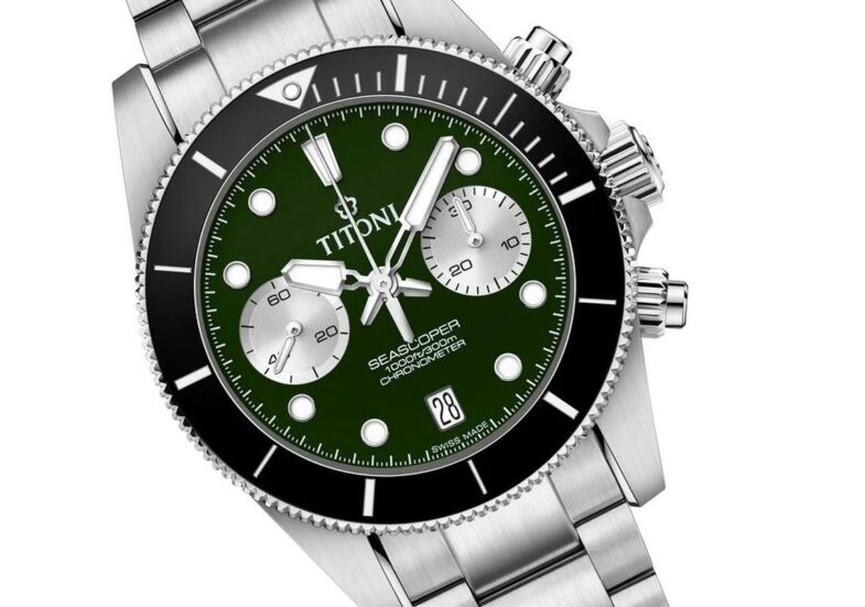 Линейка дайверских хронографов-хронометров Titoni Seascoper 300 Bi-Compax
