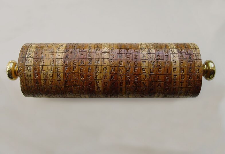 Bernhardt Monticello Cipher Diver - «Сокровище нации»