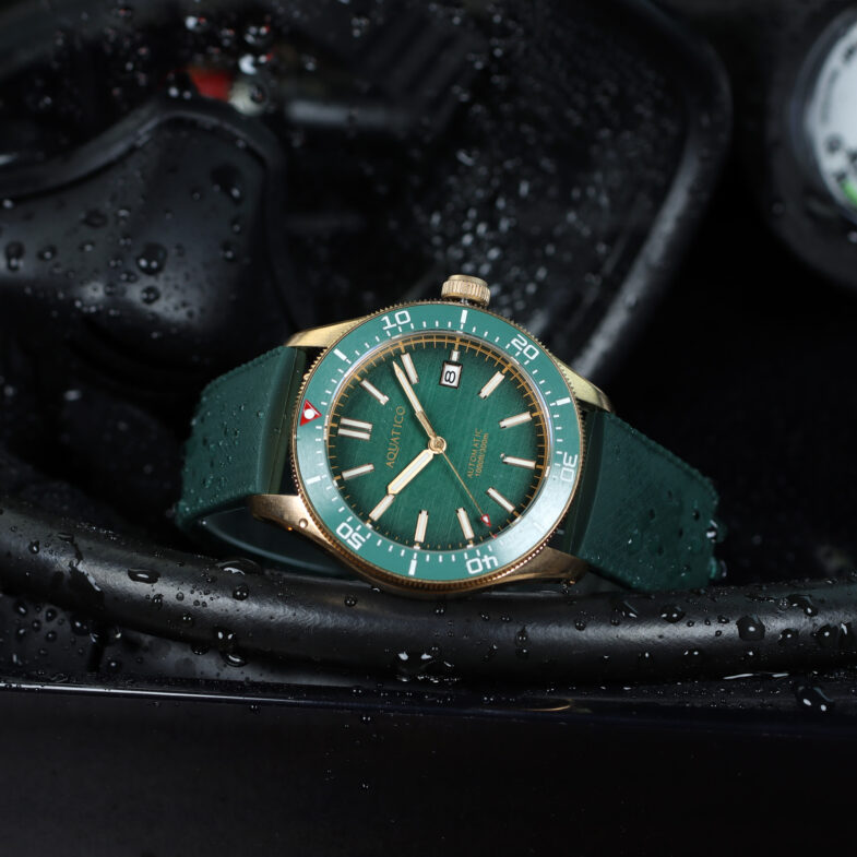 Ограниченная коллекция доступных бронзовых часов Aquatico Bronze Star