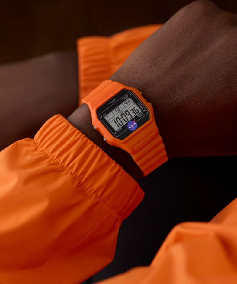 Серия моделей Timex в честь миссии «Артемида-2»  