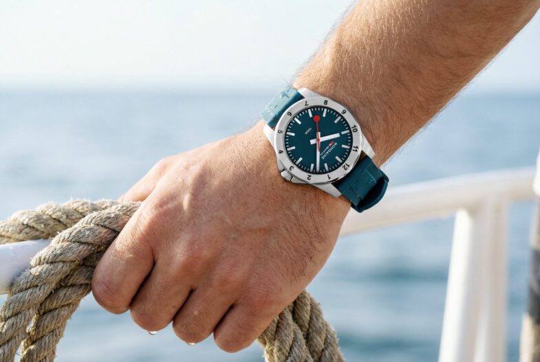 «Спортивные» Mondaine Numeri BlueLake