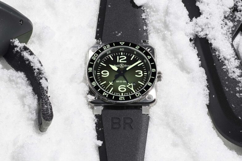 Bell & Ross BR-03 GMT Green Lum – полет сквозь северное сияние