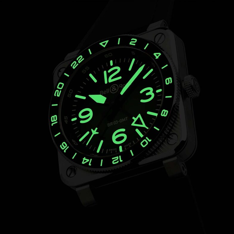 Bell & Ross BR-03 GMT Green Lum – полет сквозь северное сияние