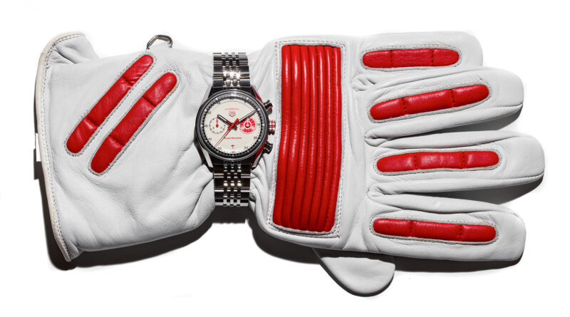 TAG Heuer Carrera Chronograph x Team Ikuzawa — японское гоночное наследие в формате Glassbox