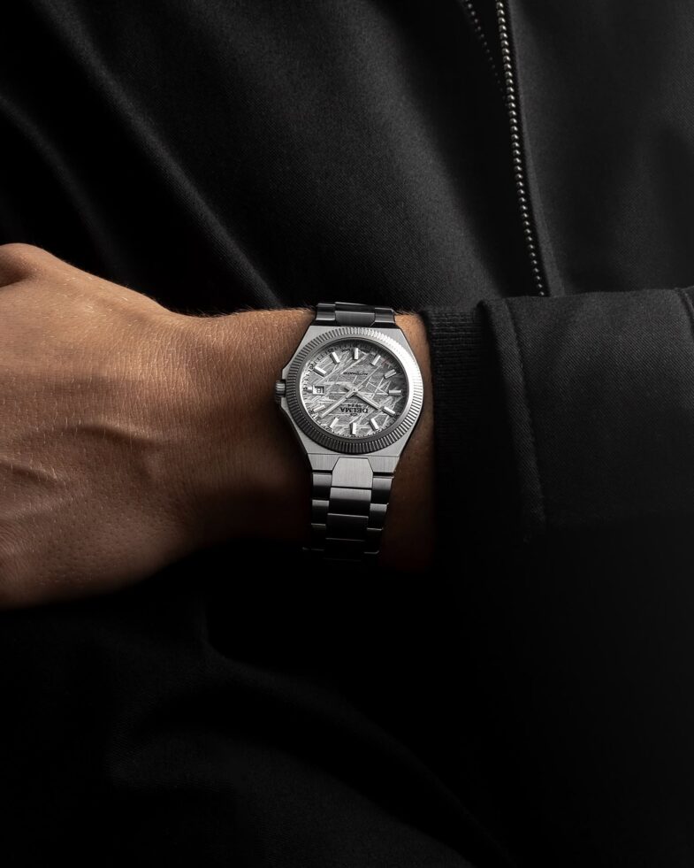 Delma Midland Meteorite Automatic